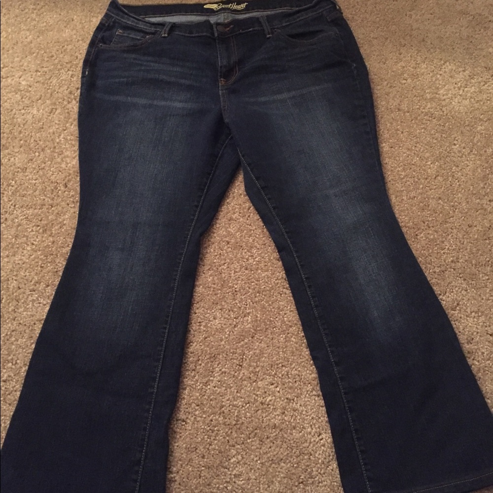 PLUS SIZE JEANS - Picture 2 of 3